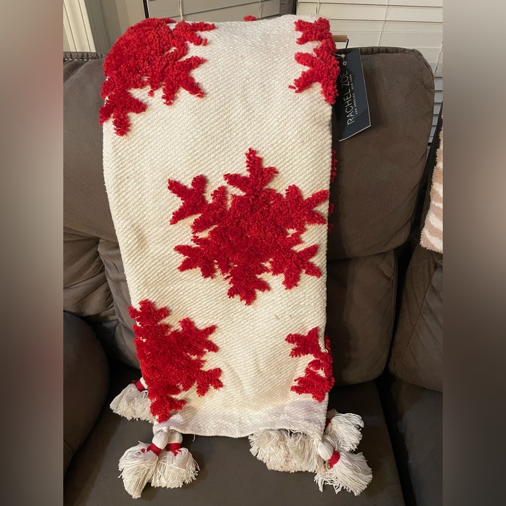 NWT Rachel Zoe Snowflake blanket
